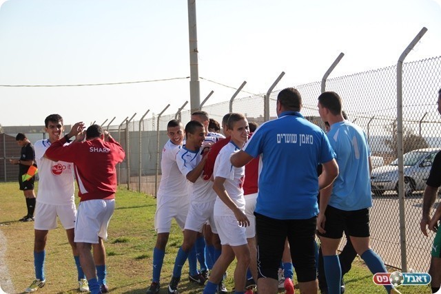 והחגיגה (צילום: מוחמד חאדר אניס)