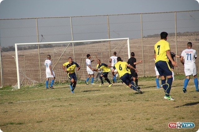 היכן הגנת באקה. כפר קרע חוגגת שוויון (צילום: מוחמד חאדר אניס)