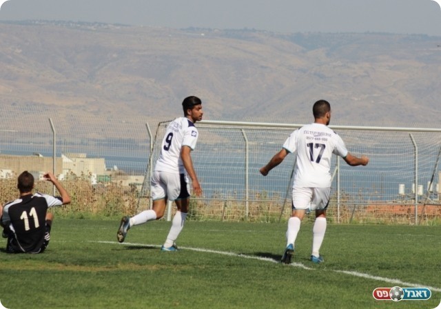 חוגגים עם לזמי (עודד חסין)