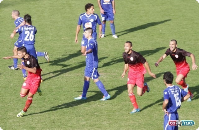 חילוף חלומי. ויצמן חוגג, יפו בהלם (צילום: קובי רוזן) 