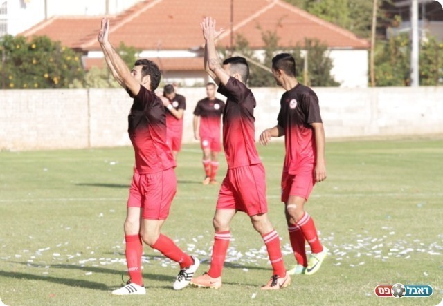 חוגג (צילום: קובי רוזן)