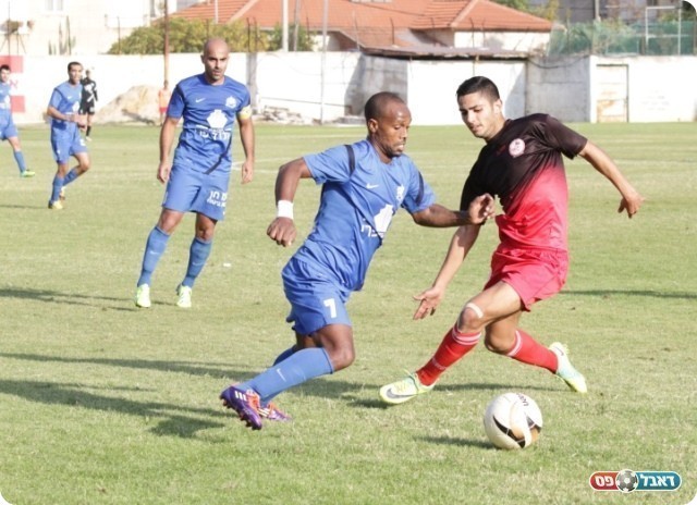 וטייה מנסה (צילום: קובי רוזן)