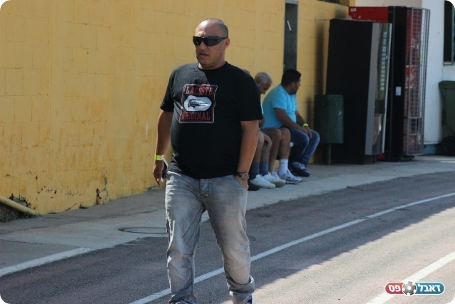 לא עבד כל היום. דוד (עודד חסין)