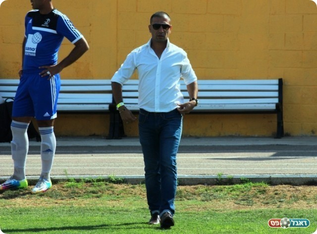 לבוש בטוב טעם. בוסקילה (עודד חסין)