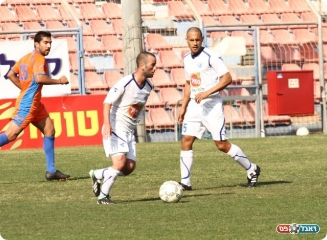 יפו חיפשה שוויון. אבן  (קובי רוזן)