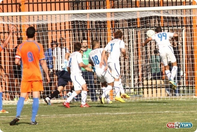 משחק חדש? קנדיל כובש  (קובי רוזן)