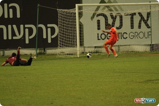 אוחיון מציל (צילום: קובי רוזן)