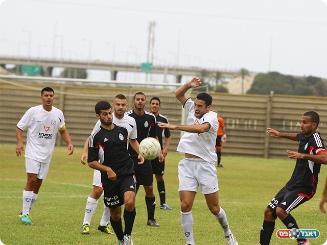 יוני אוחיון בלבן, הרכש החדש של קריית אתא (צילום: שלומי גבאי)