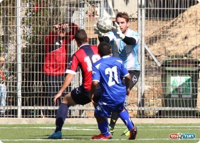 משחק טוב מאד. סבורובסקי בפעולה (צילום: קובי רוזן)