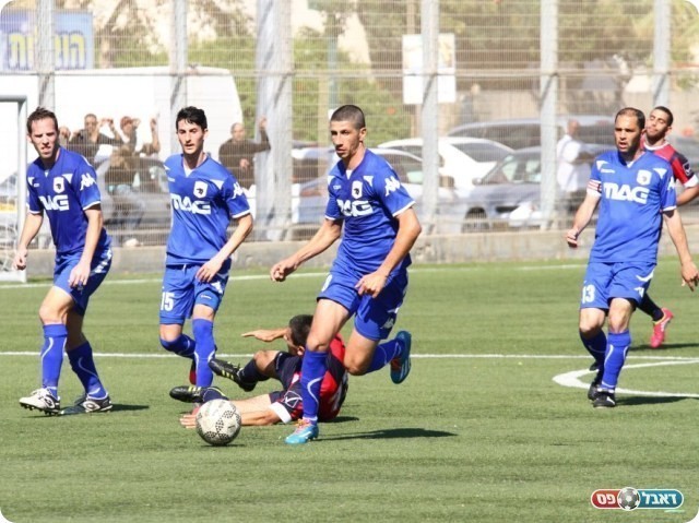 השופט נתן לו את השער. בר דוד (צילום: קובי רוזן)