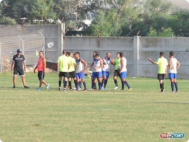 תקרית מיותרת באמצע המשחק (צילום: קובי פורטל)