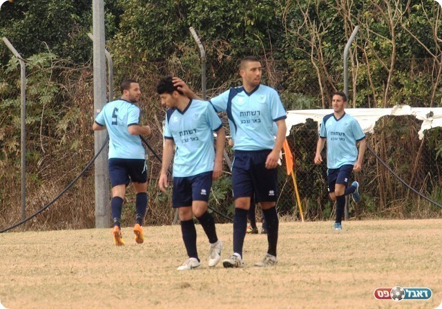 תוצאה נוחה. שחקני ב"ש (אלון יהודיוף)