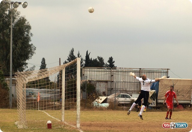 זגורי לא נכנע שוב. 