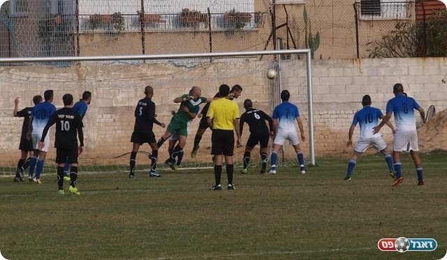 מרמורק מנסה. בן ישי הודף. 