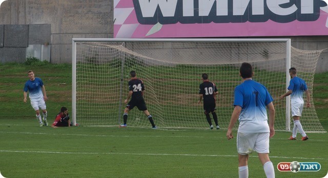 הרביעי ברשת. 