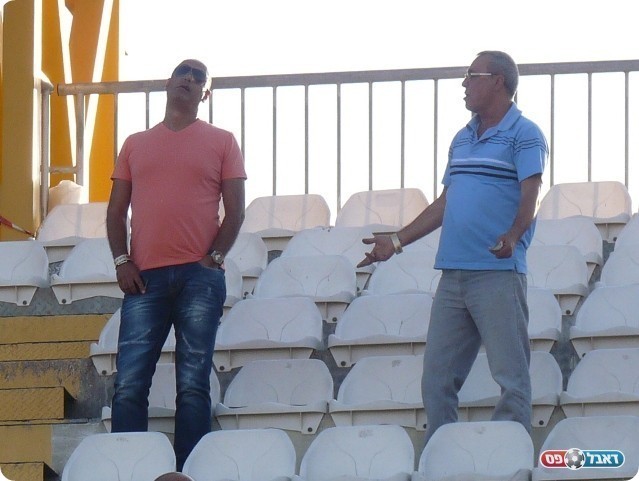 בא לראות את היריבות. יחיא 