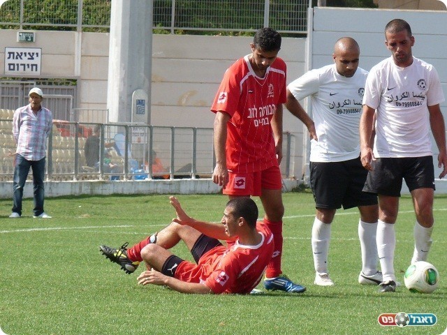 הרגיז את האוהדים. ועקנין קם