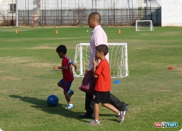איפה החולצה האדומה ? שרעבי