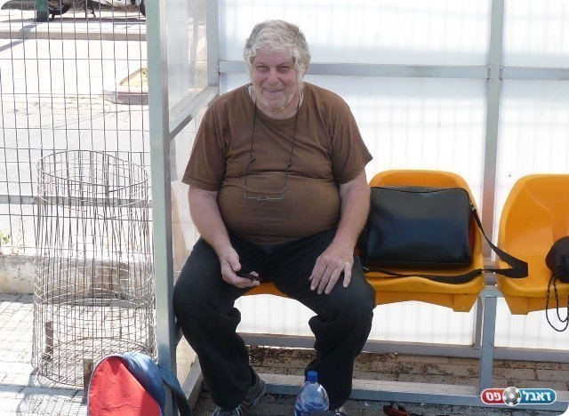 לקח את המושכות. לוריא