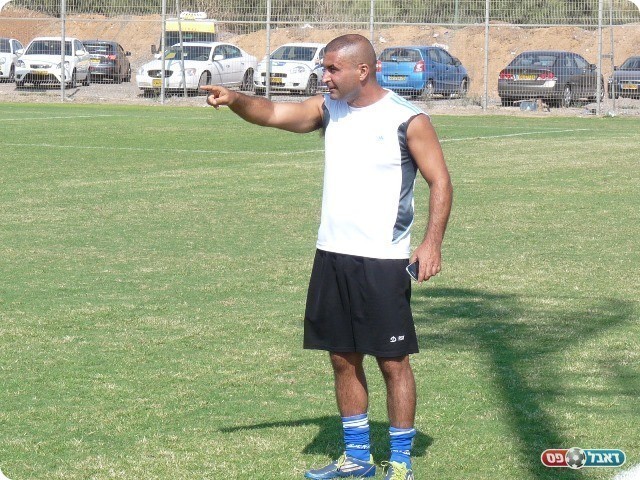 ניסה לעשות סדר. מור