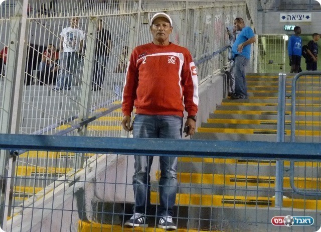 כמו טווס. קרמו 