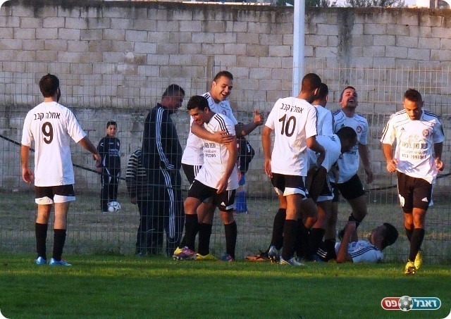 ניצחון זה הדבר היחידי. דדון חוגג (אלי שמואלי)