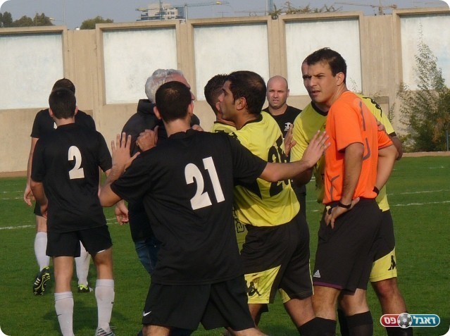 נמשכת (צילום: אלי שמואלי)