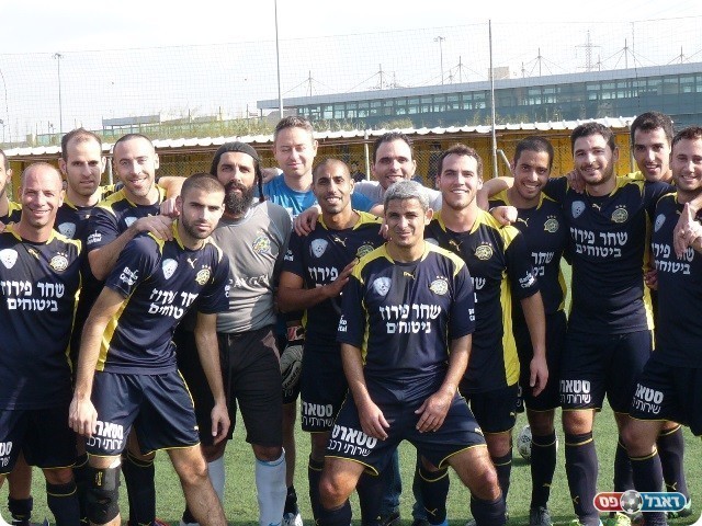 שחקנים ממושמעים. רו"ח תל אביב (אלי שמואלי)