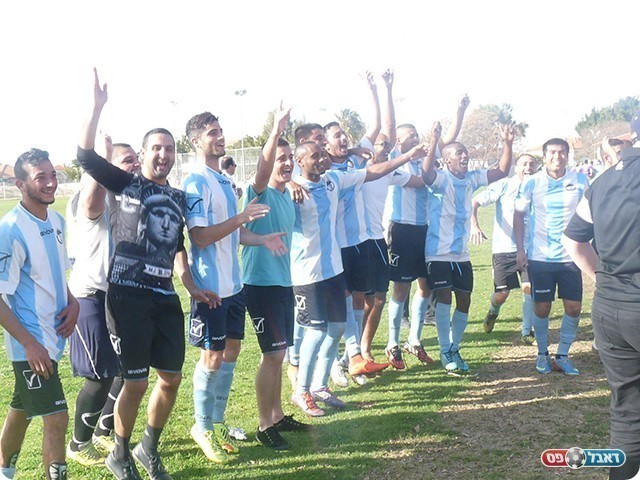 שחקני גדרה (אלי שמואלי)