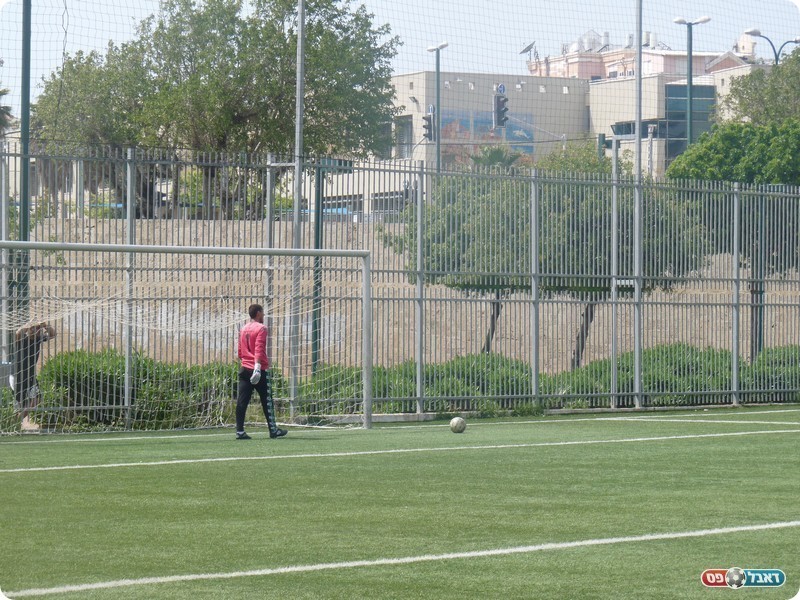 ועוד אחד לקינוח. השער הרביעי (אלי שמאולי)