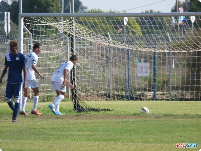 שגב לא עצרה. הגול השלישי (אלי שמואלי)