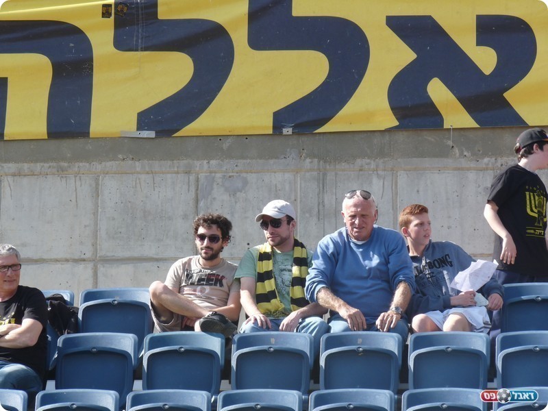 אפילו הוא הגיע לראות. שמעון צ'רנוחה (אלי שמואלי)