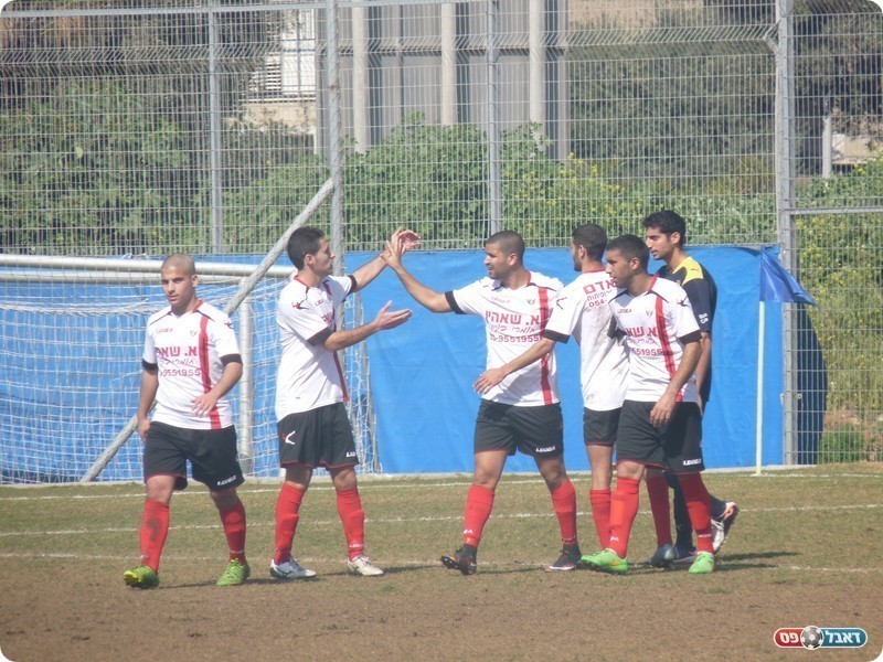 רו"ח נשברה. כפר קאסם חוגגת (אלי שמואלי)