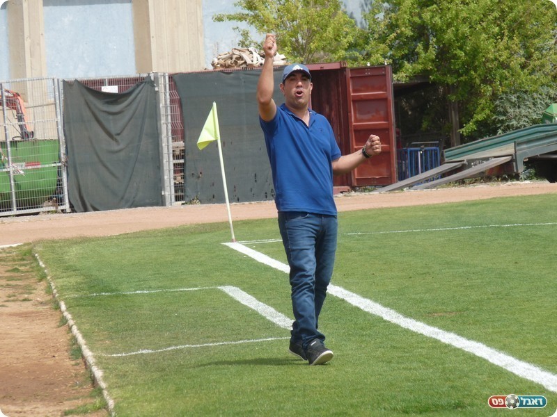 מרוצה. שלומי שלמה (אלי שמואלי)