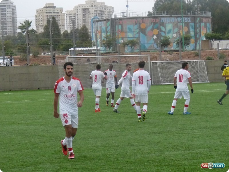 ניצחון חשוב בתחתית. שחקני רמת ישראל (אלי שמואלי)