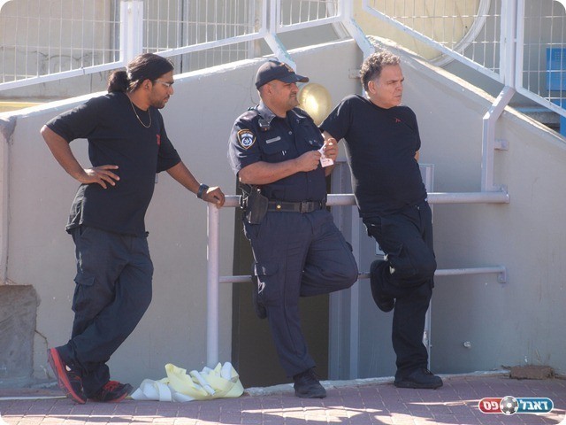 הייתה להם קצת עבודה. חלק מאנשי האבטחה והשיטור. 