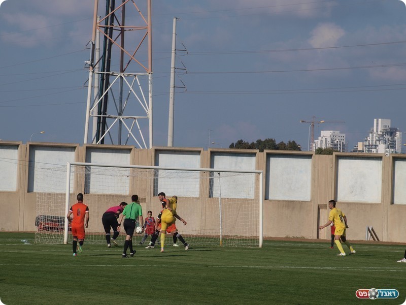 חן לוי כובש את השלישי (אלון יהודיוף)