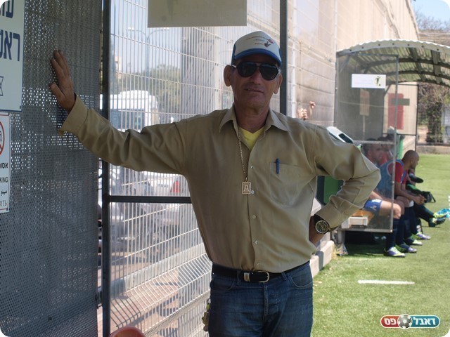 אולי בשנה הבאה ייאבק על העלייה. משה דבוש. 