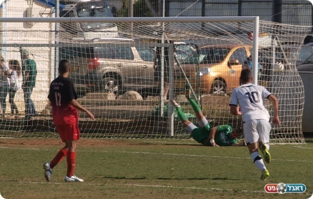 חמסה עליכום. השער של הוזייל. 