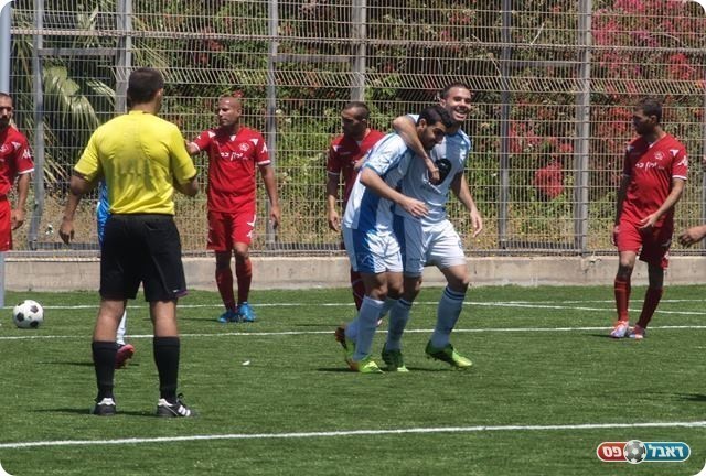 כבר ארבע? אונו חוגגת את הרביעי. 