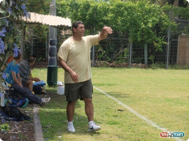 חולם על ליגה לאומית. אלי כהן