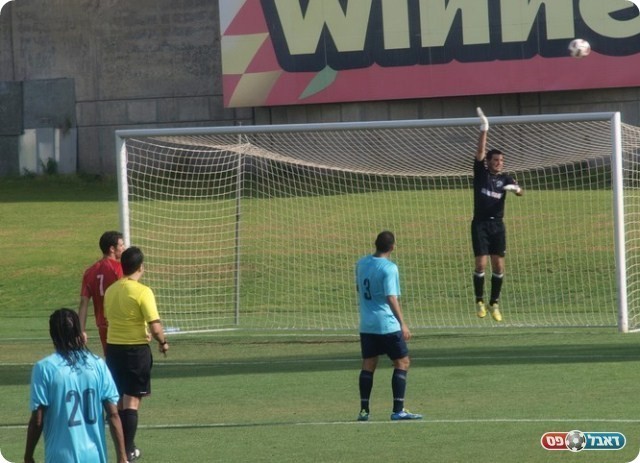 לא נשאר חייב. ההחמצה של אפריאט. 