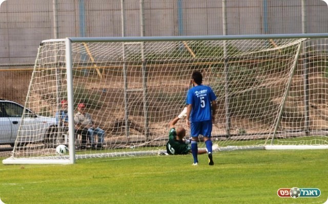 הראשון ברשת.