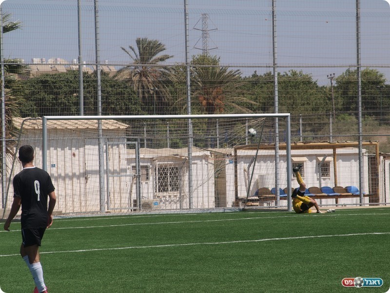 סגר עניין. פזיס נכנע לכדור של כוכבי (אלון יהודיוף)