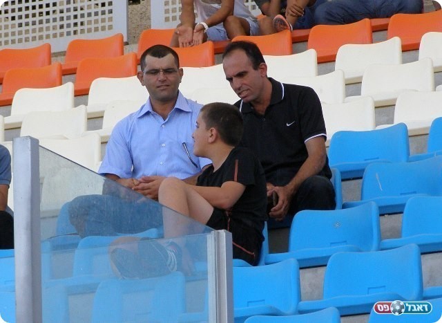 הופתע שהשופטים לא הגיעו. גנטוס (משמאל. צילום: אמיר שיבי*