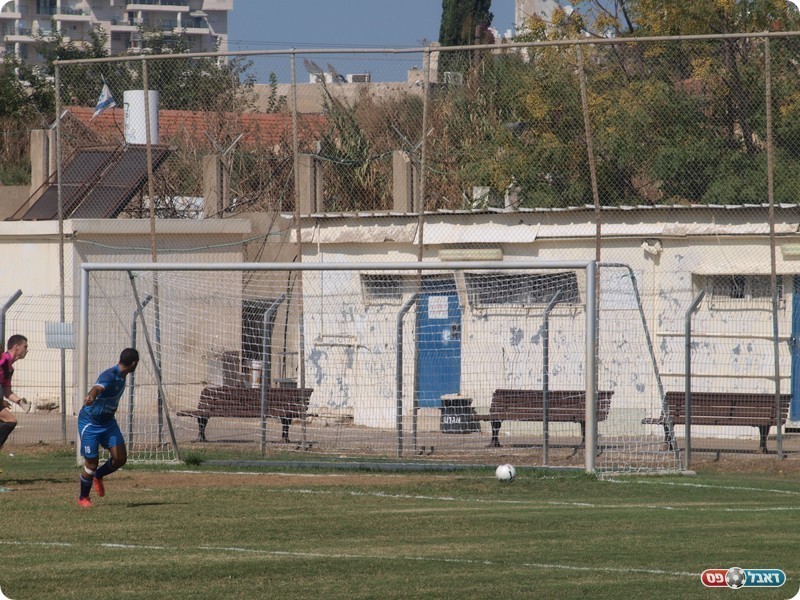 והשני בדרך לשם (אלון יהודיוף)