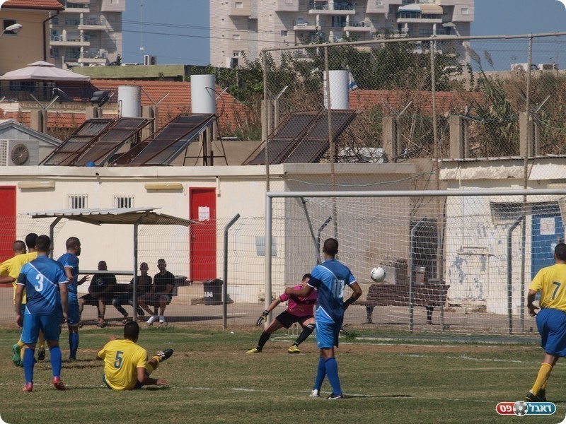 ויחזקאל את הרביעי (אלון יהודיוף)