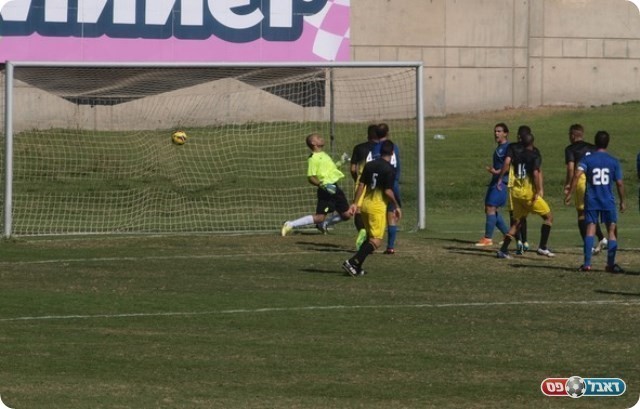 לא כוחות. הרביעי ברשת. 