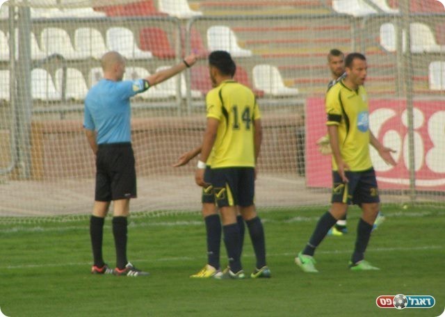 נסים להתווכח (צילום: אמיר שיבי)