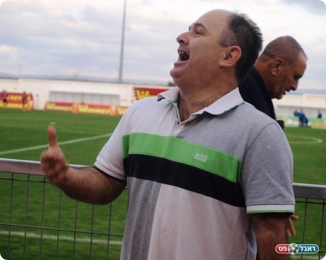 השואו-טיים השבועי. ראובן מתגרה באוהדי קטמון בהפסקה. 